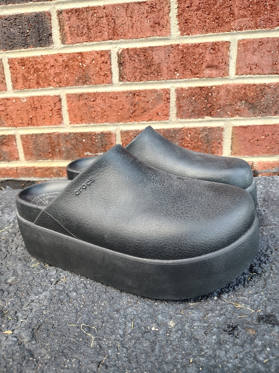 CROCS Shoes - Crocs Classic Platform Clog - Black 9 Women's